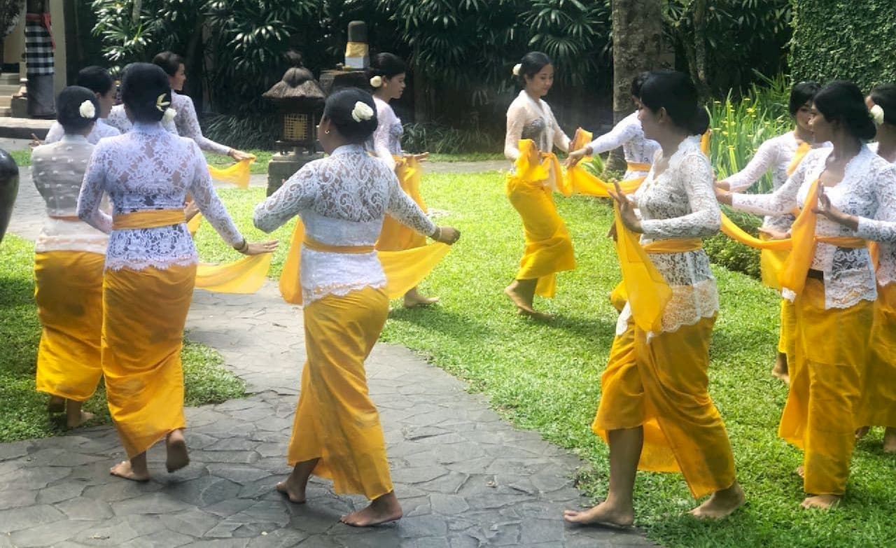 Ritual Blessing for Kayumanis Seaside Sanur.jpg