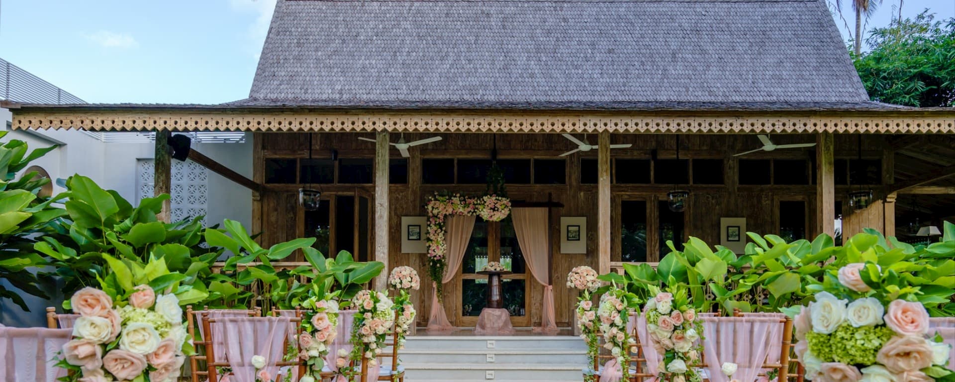 Timeless Indonesian Elegance.jpg